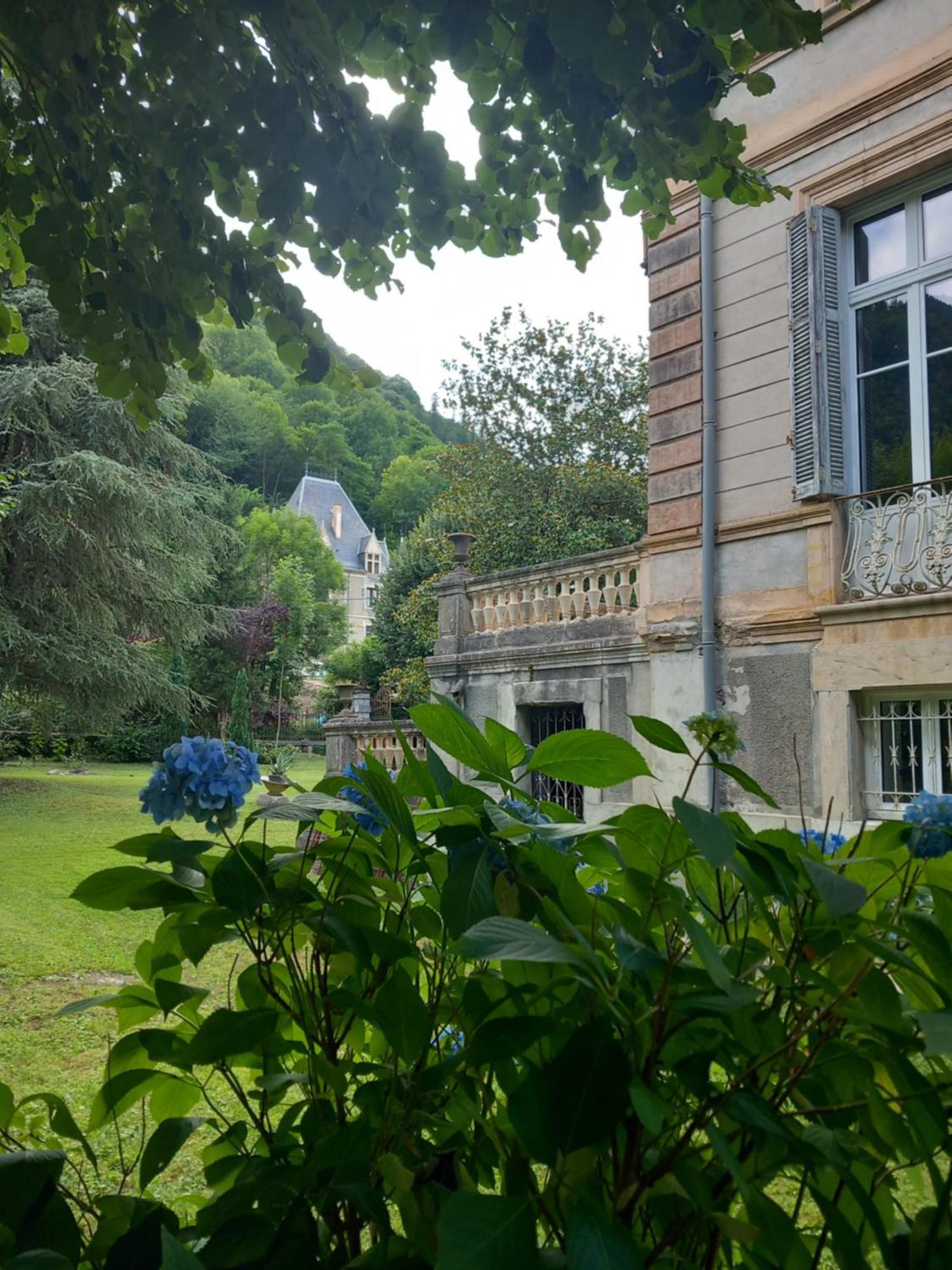 Villa Du Lys Bagnères-de-Luchon Eksteriør billede