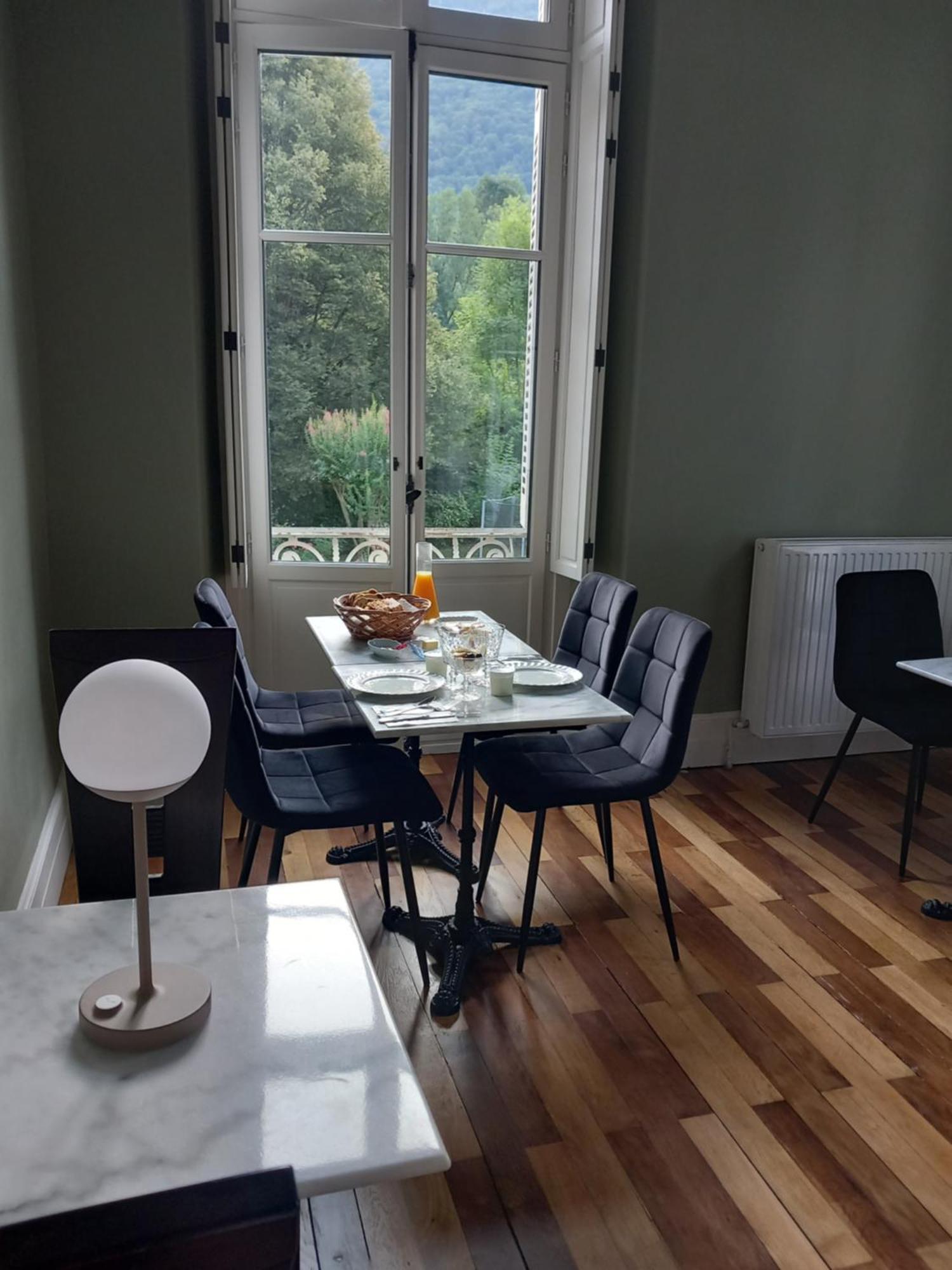 Villa Du Lys Bagnères-de-Luchon Eksteriør billede