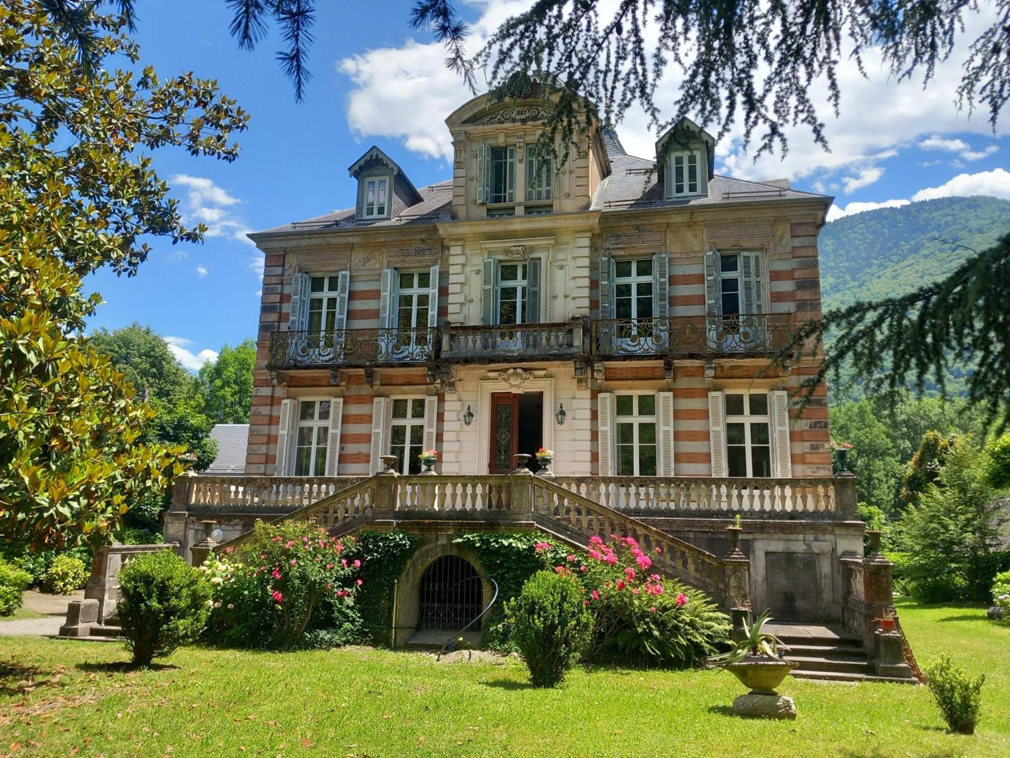 Villa Du Lys Bagnères-de-Luchon Eksteriør billede
